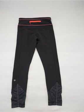 Lululemon Pace Queen Tight 7/8 Running Leggings - Soot / Pink - Size 4
